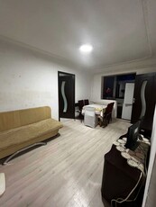 Apartemnt 3 camere, Zona Dacia, Semidecomandat