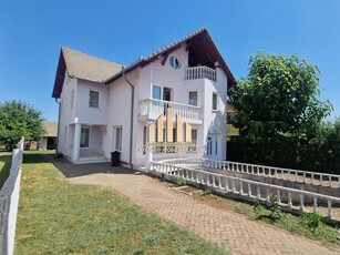 Casa tip vila, de vanzare in Cetate