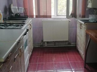 De vanzare apartament, 3 camere, semidecomandat, 65 mp, Podu Ros, Odeon, Cod 156342