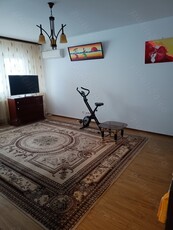 Închiriere apartament 3 camere