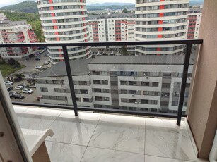 Închiriez apartament