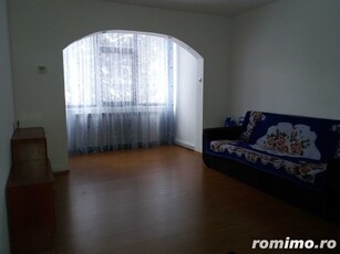 Inchiriez apartament 2 camere zona Dacia