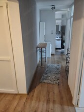 Închiriez apartament