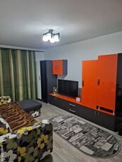 Proprietar, vând apartament 2 camere, confort 1,decomandat,PARTER