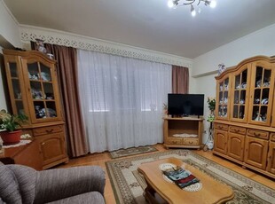 Proprietar vand apartament