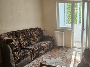 Vand apartament 2 camere in Deva, zona Armatei, etaj 2, bloc de 4 etaje, suprafata utila 38 mp, baie