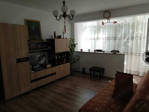 Vand Apartament 2 Camere Str. Alunisului