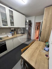 Vand apartament 3 camere Bogdan Voda