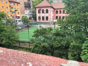 Vand apartament 4 camere - decomandat, Aleea Poporului