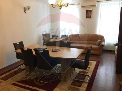 Apartament cu 2 camere de inchiriat in zona Central