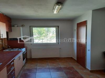 De vanzare apartament cu 2 camere mobilat utilat