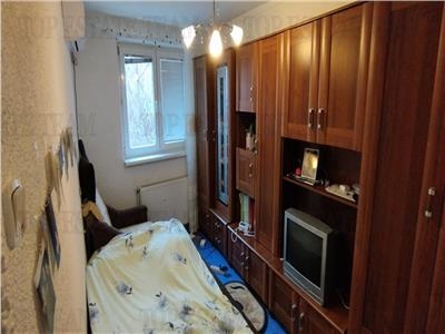 Apartament 2 camere vanzare, centrala termica proprie, zona Bucuresti Mall