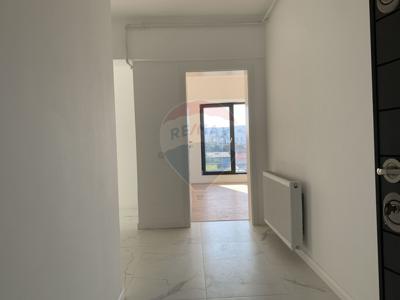 Apartament 3 camere vanzare in bloc de apartamente Bucuresti, Fundeni