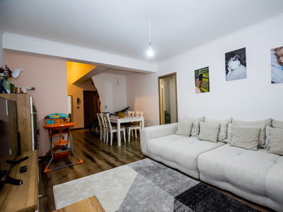 Vanzare Apartament pe 2 Nivele, 3 Camere, COBALT Imobiliare