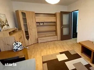 Apartament 4 camere decomandate, 76 mp, etaj intermediar, zona Calea F