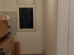 Apartament 2 camere Eroii Revolutiei, Piata Progresu Liber