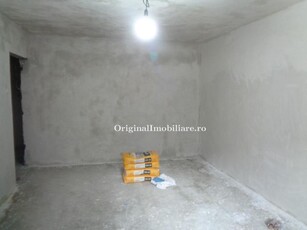 Apartament 3 camere decomandat etaj 1 zona UTA la ,,Z