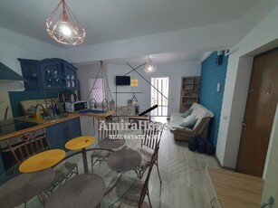 Apartament 3 camere, parcare, de inchiriat Floresti str Florilor