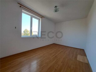 RECO APARTAMENT CU GARAJ SI ANEXE INAND