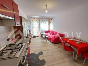 Apartament de inchiriat cu 3 camere semidecomandate, in zona Golden Tulip, Cluj Napoca S18060