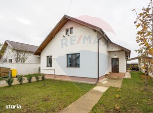 Apartament de vanzare 2 camere etaj 1 zona Lipovei