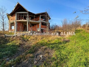 Casa D+P+M si teren in Loc. Santuhalm, Jud. Hunedoara