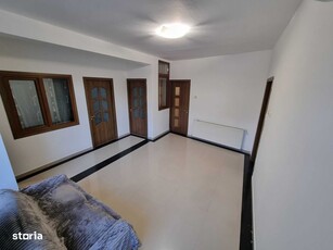 Casa de inchiriat Str.Carpatilor 280 m2/1000 m2 de teren