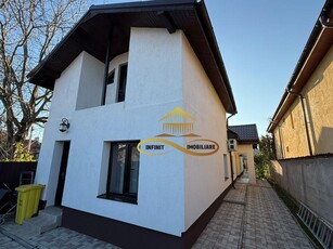 Casa-vila de vanzare in cartierul CFR, Bacau