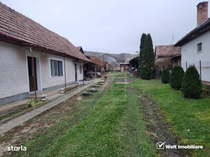 Gospodarie traditionala incremenita in timp, Bontida, 1000 mp teren