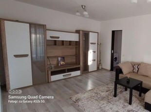 Inchiriere apartament 2 camere, Tractorul