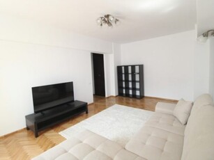 Inchiriere apartament 3 camere Mosilor