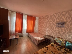 Apartament spatios, cu garaj si pivnita, 108 mp, situat central