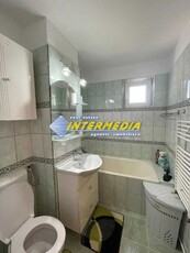 Vanzare Apartament 2 camere mare finisat si mobilat cu balcon in Alba Iulia Cetate Bulevard