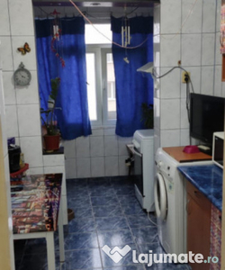 APARTAMENT 2 CAMERE, DECOMANDAT, METROU 1 DECEMBRIE 1918