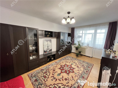 Apartament cu 3 camere decomandate si balcon zona Mihai Vite