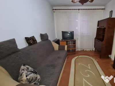 Apartament semidecomandat cu 2 camere in Craiovita - Statia 30