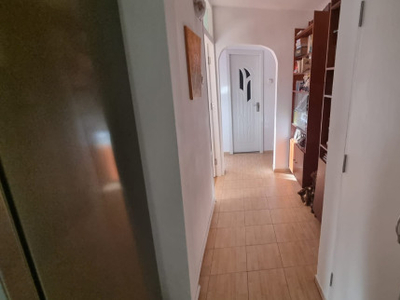 De vanzare apartament, 3 camere, , mp , Baza 3, carrefour felicia