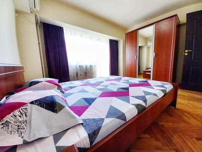 Inchiriere apartament 2 camere Alba Iulia, Decebal, 2 camere 70 mp