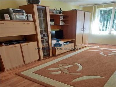 Vanzare Apartament 3 Camere Semidecomandat Aparatorii PatrieiAnton Bacalbasa