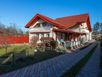 Vila de vanzare in Gheraiesti - Calea Moldovei