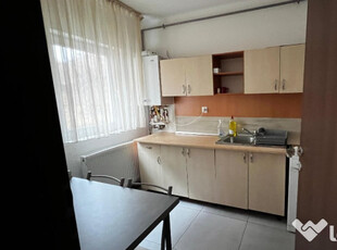 Apartament 1 camera mobilat, utilat, etaj 1/4, Floresti