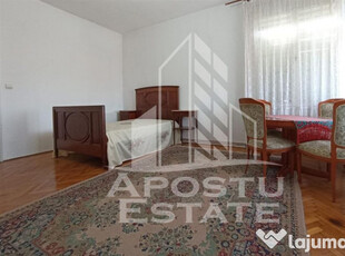 Apartament 2 Camere Centrala Proprie Piata 700