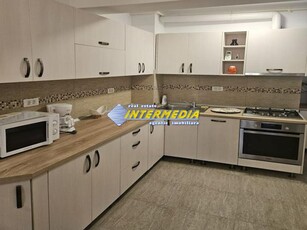 Apartament 2 Camere de Inchiriat in Centru Bloc Nou