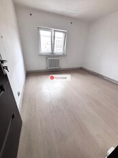 Apartament 2 camere, decomandat, 50mp, etaj 2, zona Tolstoi