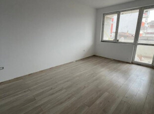 Apartament 2 camere + gradina 348 mp - zona Sanpetru