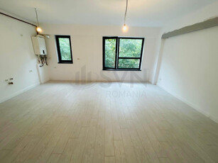 Apartament 3 camere de Straulesti