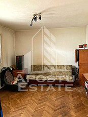 Apartament 3 camere decomandat