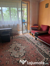 Apartament 3 camere decomandat, situat in zona Micro17,