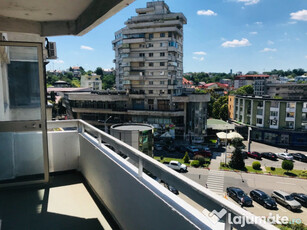 Apartament/Centru pentru inchiriere 3 camere - proprietar