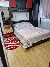 Apartament Compus Din 2 Camere Zona Liceul Mihai Eminescu , Etaj 3 , Mobilat Si Utilat